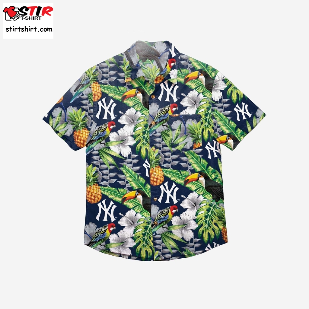 Men's Reyn Spooner White New York Yankees scenic Button-Up Shirt