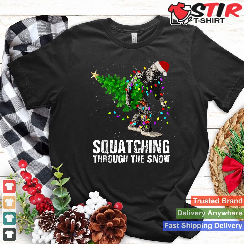 Bigfoot Squatching Through The Snow Christmas Tree T Shirt