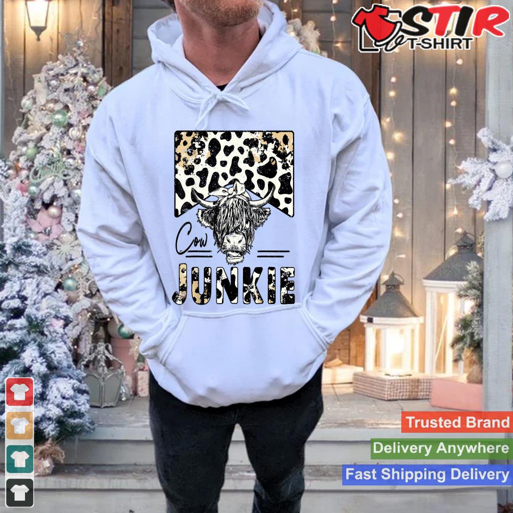Leopard Highland Cow Bandana Cow Junkie Western Country Gift Shirt Hoodie Sweater Long Sleeve
