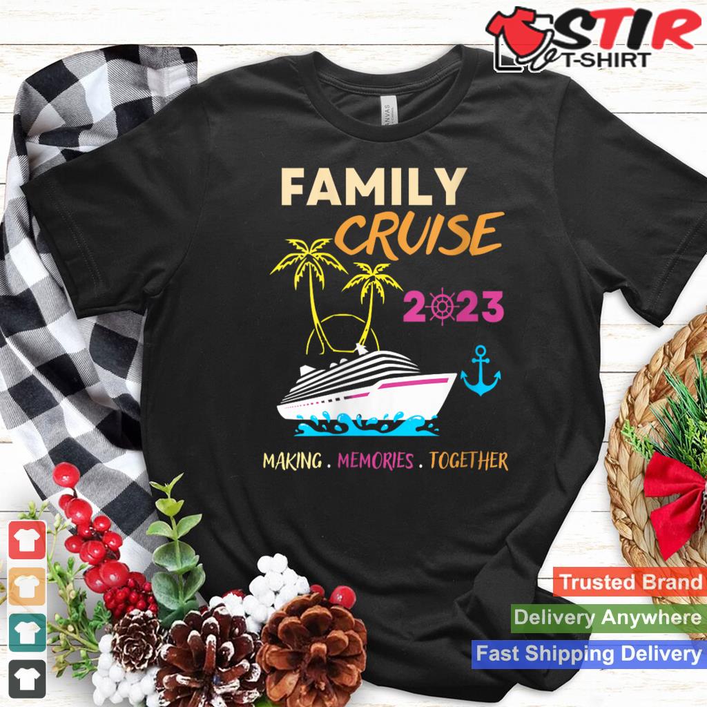 Womens Family Cruise 2023 Making Memories Summer Matching Vacation V Neck